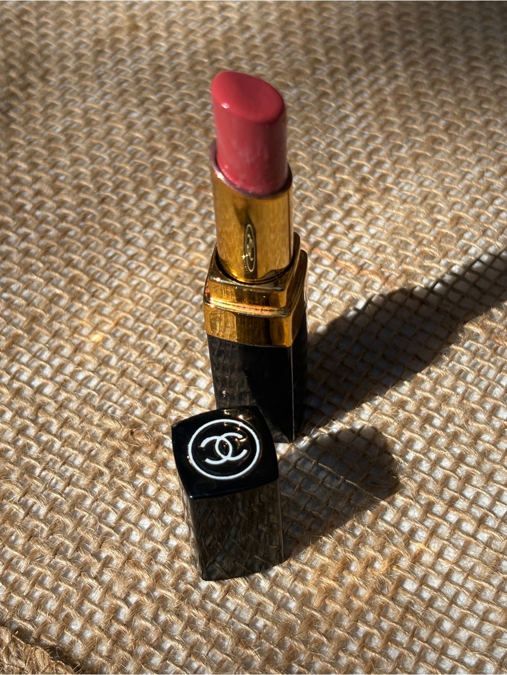 CHANEL Rouge Coco Shine ‘Saga’ Lipstick - Sheer Satin Glow